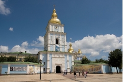 Дзвіниця Михайлівського Золотоверхого монастиря — Вікіпедія